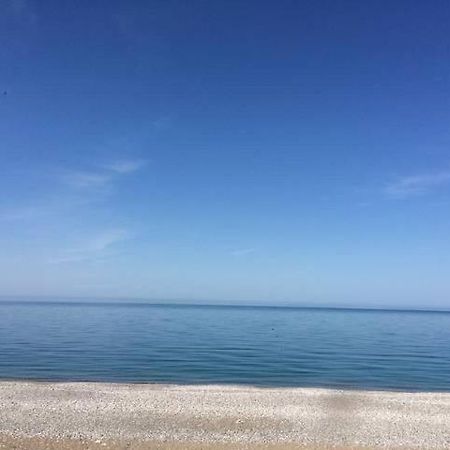 Gostevoy Dom Samir Hotel Gagra Esterno foto