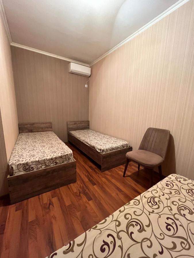 Gostevoy Dom Samir Hotel Gagra Esterno foto