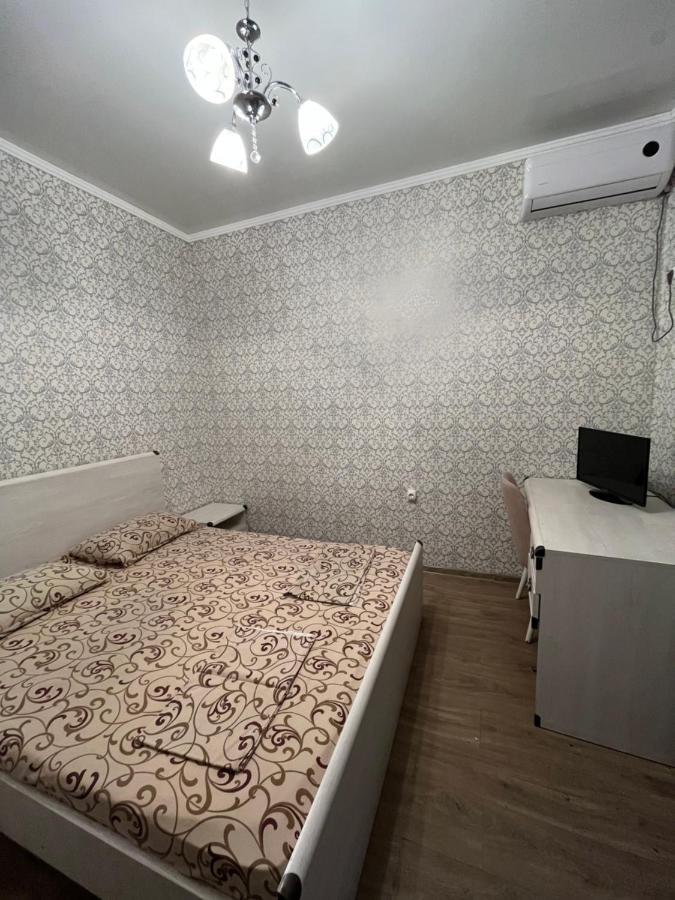 Gostevoy Dom Samir Hotel Gagra Esterno foto